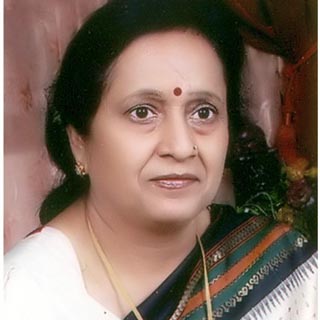 Smt. Poonam Agarwal – Manager SBVM