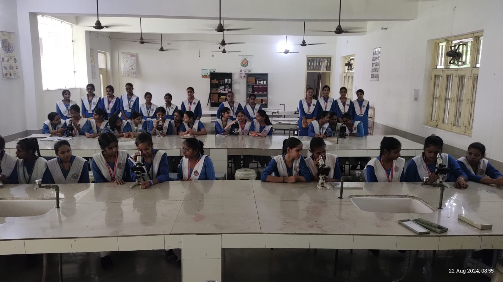 Science Laboratory – SBVM Hapur